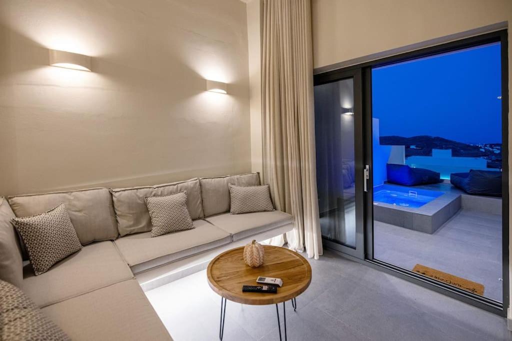 Pearl Suites And Villa Tínos 외부 사진